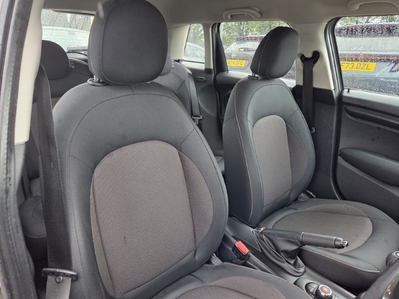2020 (20) MINI HATCHBACK 1.5 Cooper Classic II 5dr 5470435