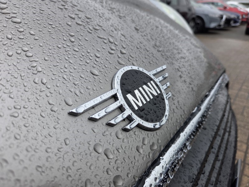 2020 (20) MINI HATCHBACK 1.5 Cooper Classic II 5dr 5470419