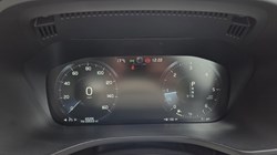 2018 (18) VOLVO XC60 2.0 D4 Momentum Pro 5dr AWD Geartronic 5481646