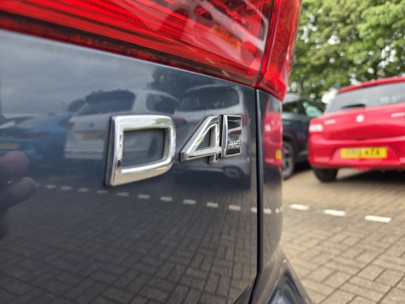 2018 (18) VOLVO XC60 2.0 D4 Momentum Pro 5dr AWD Geartronic 5481608
