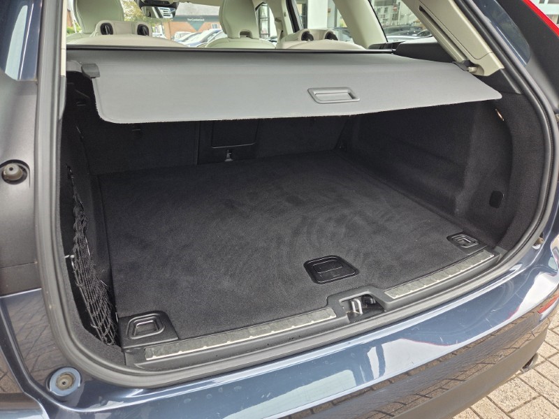2018 (18) VOLVO XC60 2.0 D4 Momentum Pro 5dr AWD Geartronic 5481614