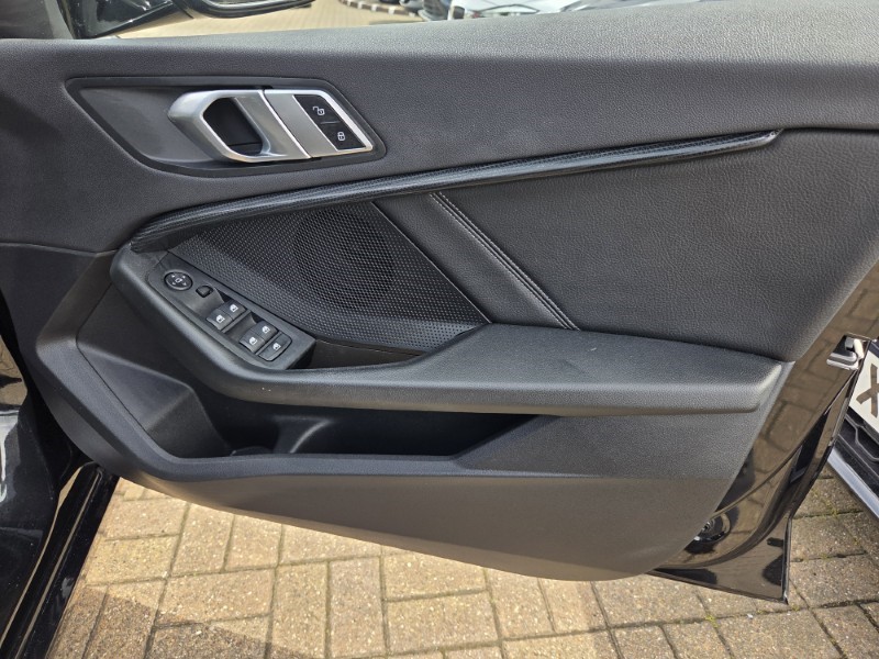 2020 (20) BMW 1 SERIES 118i Sport 5dr Step Auto 5477761