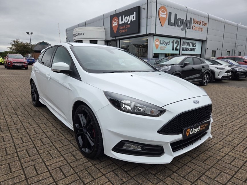 2018 (18) FORD FOCUS 2.0T EcoBoost ST-2 Navigation 5dr