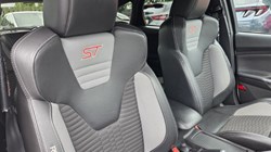 2018 (18) FORD FOCUS 2.0T EcoBoost ST-2 Navigation 5dr 5481720