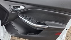 2018 (18) FORD FOCUS 2.0T EcoBoost ST-2 Navigation 5dr 5481721