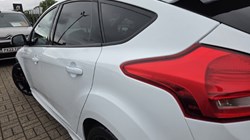 2018 (18) FORD FOCUS 2.0T EcoBoost ST-2 Navigation 5dr 5481702