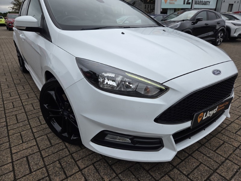 2018 (18) FORD FOCUS 2.0T EcoBoost ST-2 Navigation 5dr 5481697