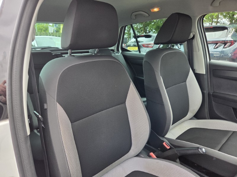 2018 (67) SKODA FABIA 1.0 TSI Colour Edition 5dr 5481997