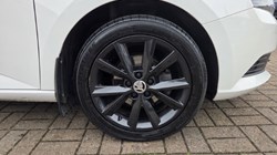 2018 (67) SKODA FABIA 1.0 TSI Colour Edition 5dr 5481969