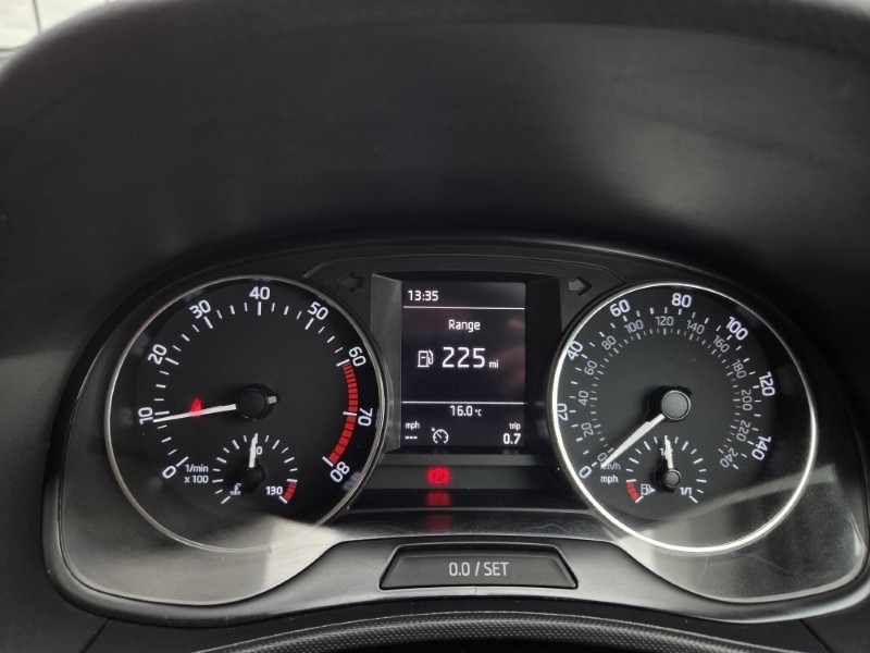 2018 (67) SKODA FABIA 1.0 TSI Colour Edition 5dr 5482010