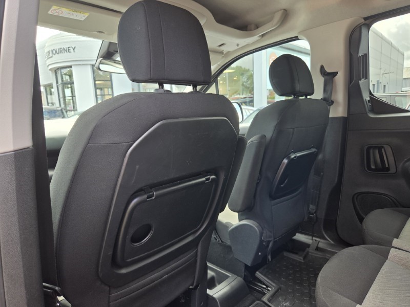 2022 (22) CITROEN BERLINGO 1.2 PureTech 130 Flair XTR XL 5dr EAT8 [7 seat] 5477862