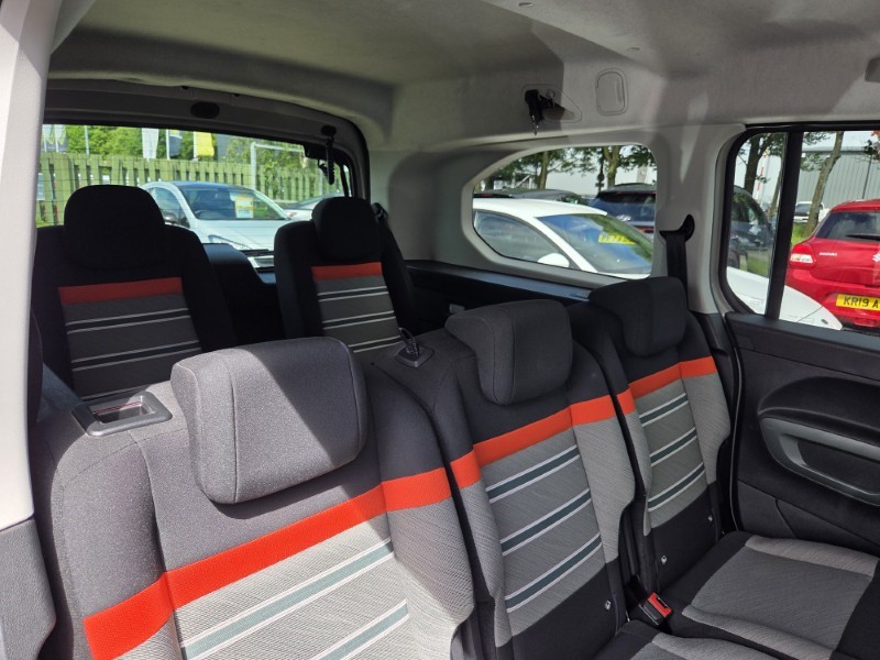 2022 (22) CITROEN BERLINGO 1.2 PureTech 130 Flair XTR XL 5dr EAT8 [7 seat] 5477872