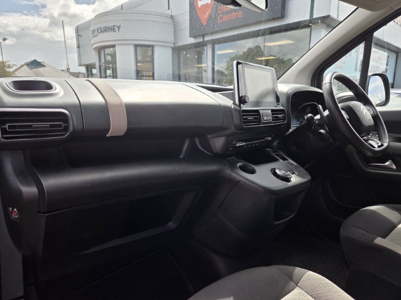 2022 (22) CITROEN BERLINGO 1.2 PureTech 130 Flair XTR XL 5dr EAT8 [7 seat] 5477868