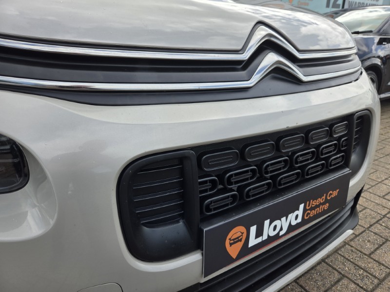 2022 (22) CITROEN BERLINGO 1.2 PureTech 130 Flair XTR XL 5dr EAT8 [7 seat] 5477850