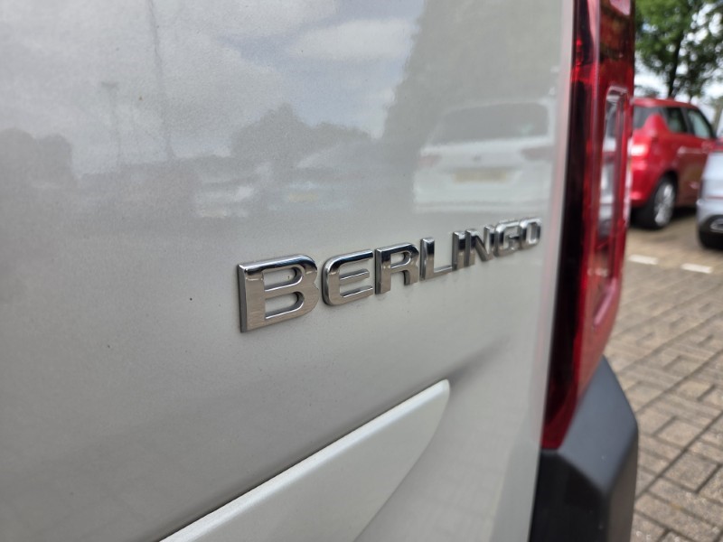 2022 (22) CITROEN BERLINGO 1.2 PureTech 130 Flair XTR XL 5dr EAT8 [7 seat] 5477853
