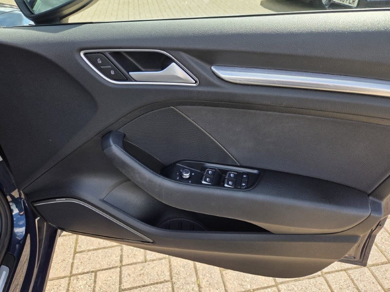2017 (17) AUDI A3 1.5 TFSI Sport 5dr 5492312