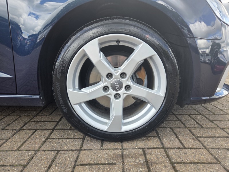 2017 (17) AUDI A3 1.5 TFSI Sport 5dr 5492280