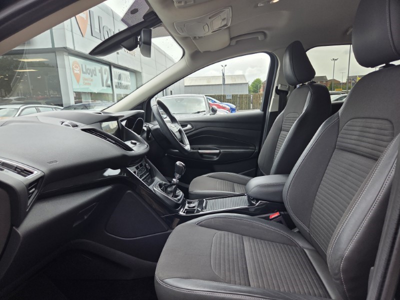 2018 (18) FORD KUGA 2.0 TDCi Titanium 5dr 2WD 5481673