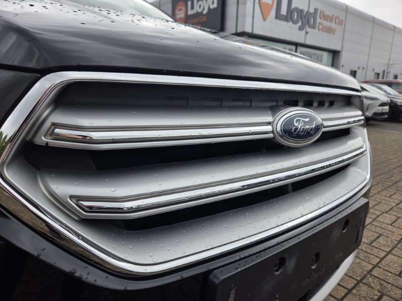 2018 (18) FORD KUGA 2.0 TDCi Titanium 5dr 2WD 5481655