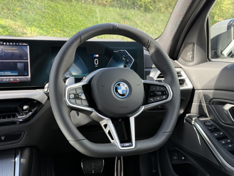  BMW 3 SERIES 330e 22.3 kWh M Sport 4dr Step Auto Tech/Pro Pack 5285188