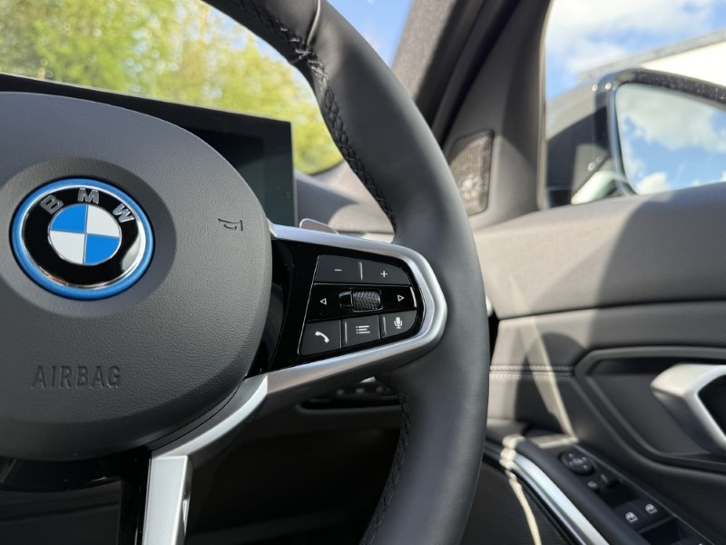  BMW 3 SERIES 330e 22.3 kWh M Sport 4dr Step Auto Tech/Pro Pack 5285183