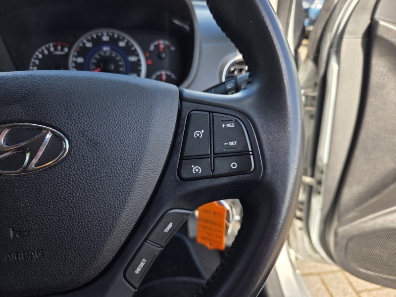 2018 (18) HYUNDAI I10 1.2 Premium 5dr 5481425