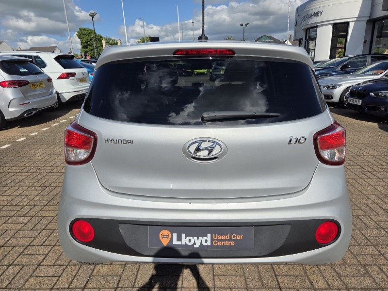2018 (18) HYUNDAI I10 1.2 Premium 5dr 5481409