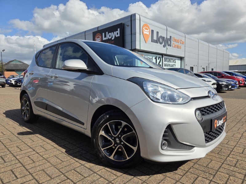 2018 (18) HYUNDAI I10 1.2 Premium 5dr 5481407