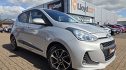 2018 (18) HYUNDAI I10 1.2 Premium 5dr 5481407