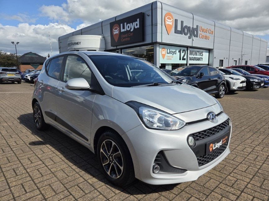 2018 (18) HYUNDAI I10 1.2 Premium 5dr