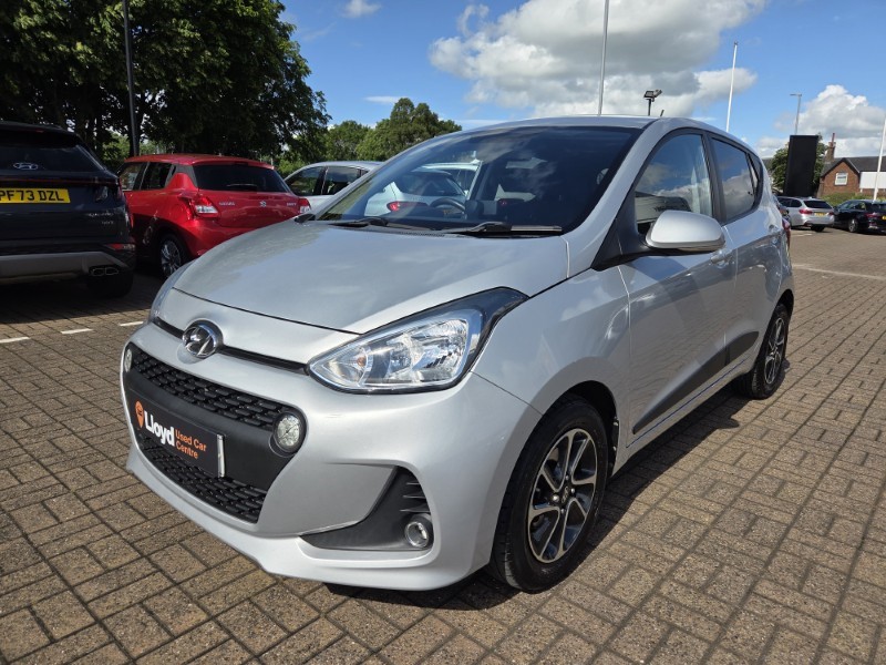 2018 (18) HYUNDAI I10 1.2 Premium 5dr 5481399