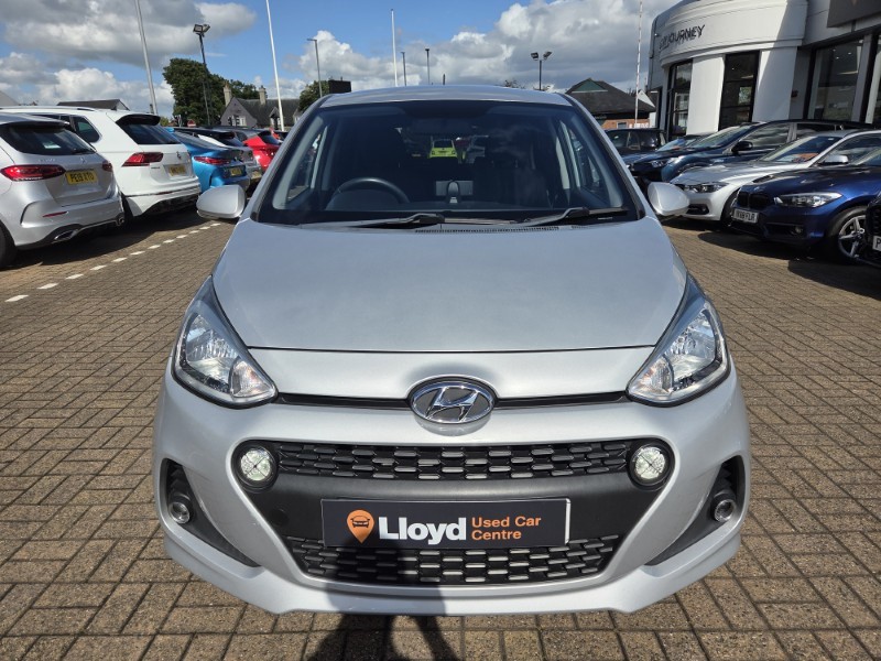 2018 (18) HYUNDAI I10 1.2 Premium 5dr 5481398