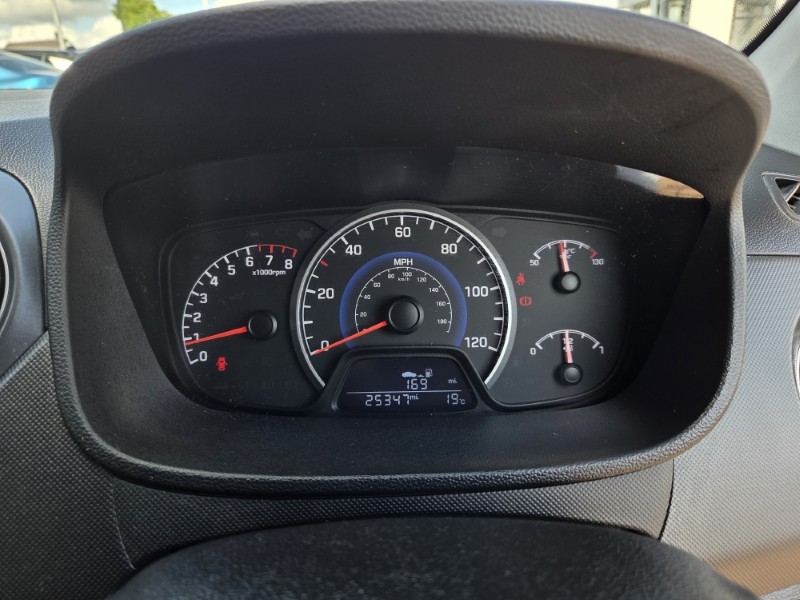 2018 (18) HYUNDAI I10 1.2 Premium 5dr 5481431