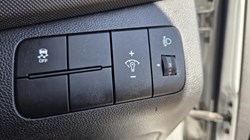 2018 (18) HYUNDAI I10 1.2 Premium 5dr 5481432