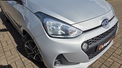 2018 (18) HYUNDAI I10 1.2 Premium 5dr 5481400