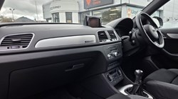 2018 (18) AUDI Q3 2.0 TDI Quattro S Line Edition 5dr 5481162