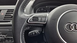 2018 (18) AUDI Q3 2.0 TDI Quattro S Line Edition 5dr 5481169