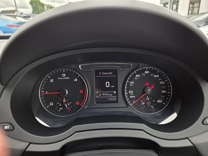2018 (18) AUDI Q3 2.0 TDI Quattro S Line Edition 5dr 5481183