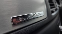 2018 (18) AUDI Q3 2.0 TDI Quattro S Line Edition 5dr 5481164