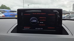 2018 (18) AUDI Q3 2.0 TDI Quattro S Line Edition 5dr 5481177