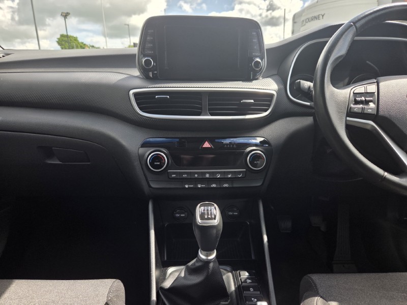 2019 (69) HYUNDAI TUCSON 1.6 GDi SE Nav 5dr 2WD 5486142