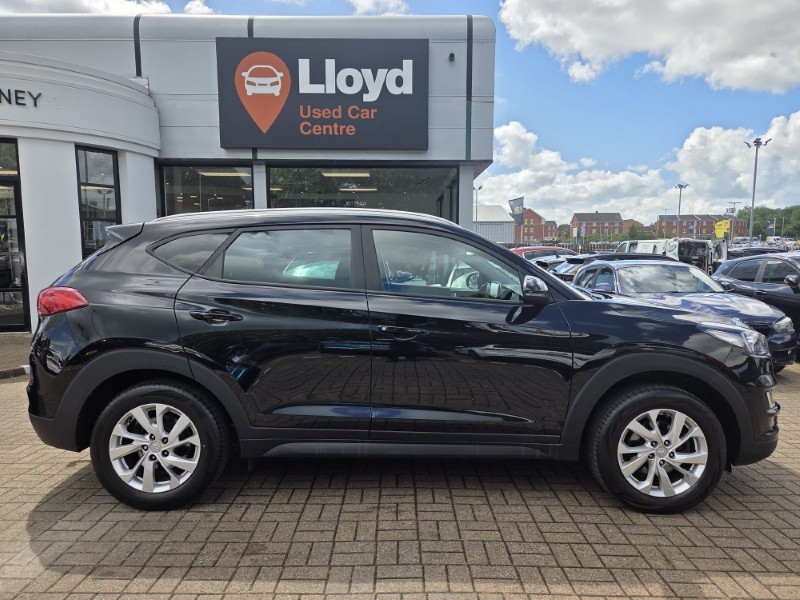 2019 (69) HYUNDAI TUCSON 1.6 GDi SE Nav 5dr 2WD 5486117