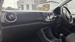 2018 (68) VOLKSWAGEN UP 1.0 Move Up 5dr 5595487