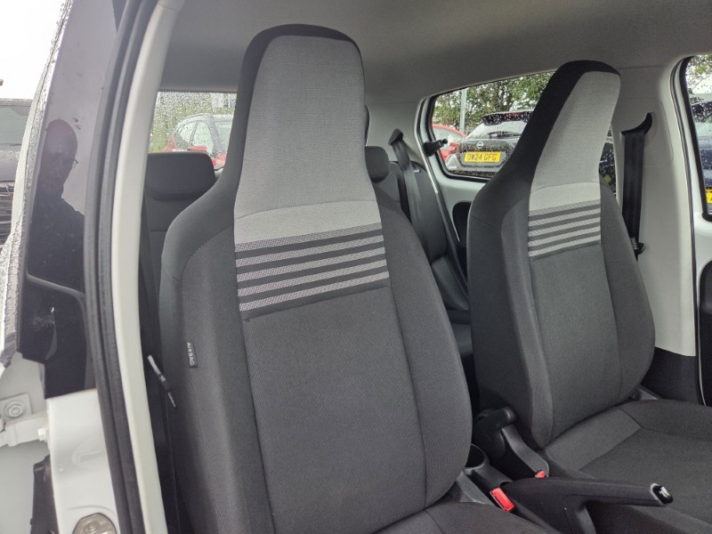 2018 (68) VOLKSWAGEN UP 1.0 Move Up 5dr 5595490