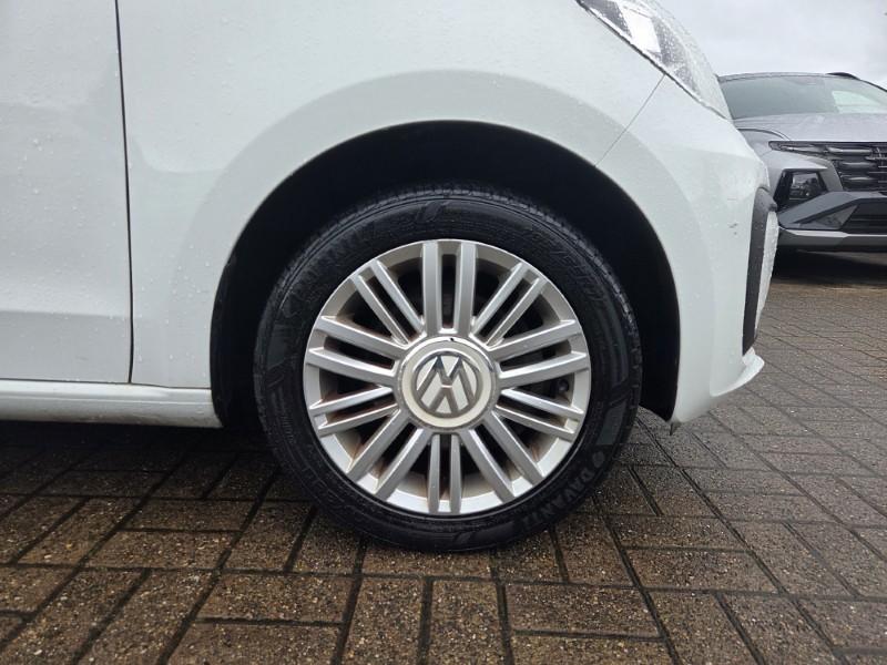 2018 (68) VOLKSWAGEN UP 1.0 Move Up 5dr 5595464