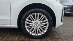 2018 (68) VOLKSWAGEN UP 1.0 Move Up 5dr 5595464