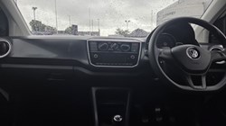 2018 (68) VOLKSWAGEN UP 1.0 Move Up 5dr 5595483