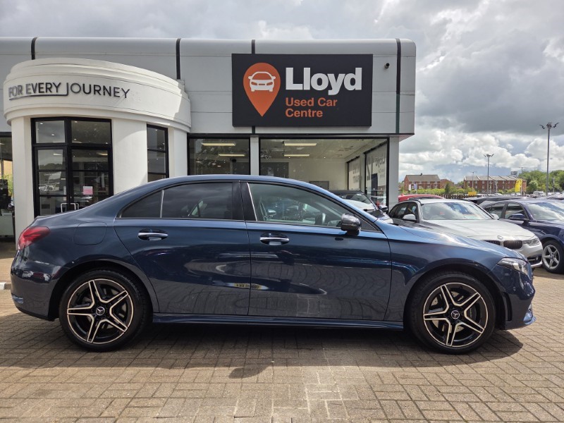 2021 (71) MERCEDES-BENZ A CLASS A250e AMG Line Premium Edition 4dr Auto 5491229