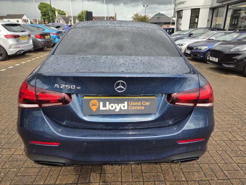 2021 (71) MERCEDES-BENZ A CLASS A250e AMG Line Premium Edition 4dr Auto 5491244