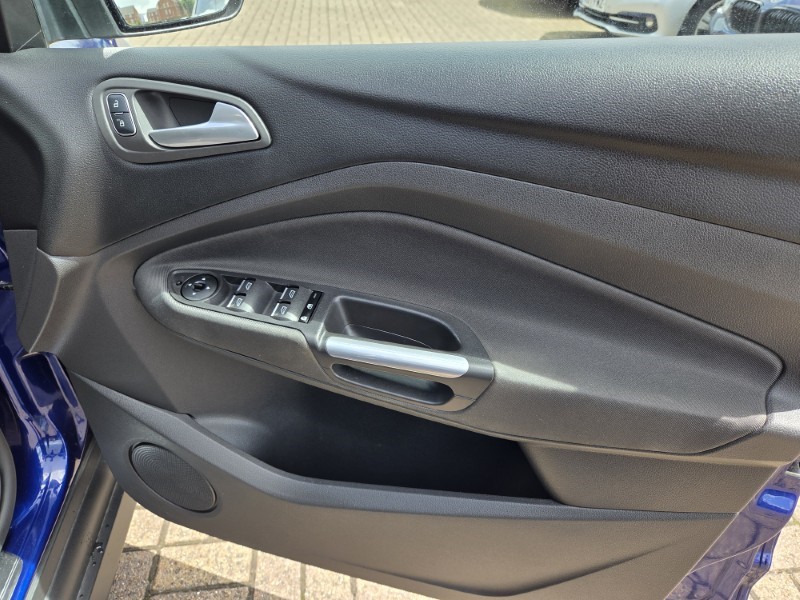 2018 (67) FORD C-MAX 1.5 TDCi Titanium 5dr 5488982